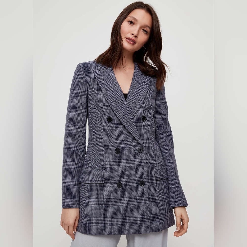 Wilfred Double-Breasted Glen Plaid Blazer in Navy/Gray